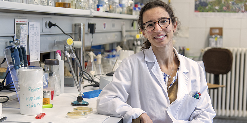 Marta Valenti, de Farmacia, publica en Open Biology un estudio sobre los mecanismos de muerte celular